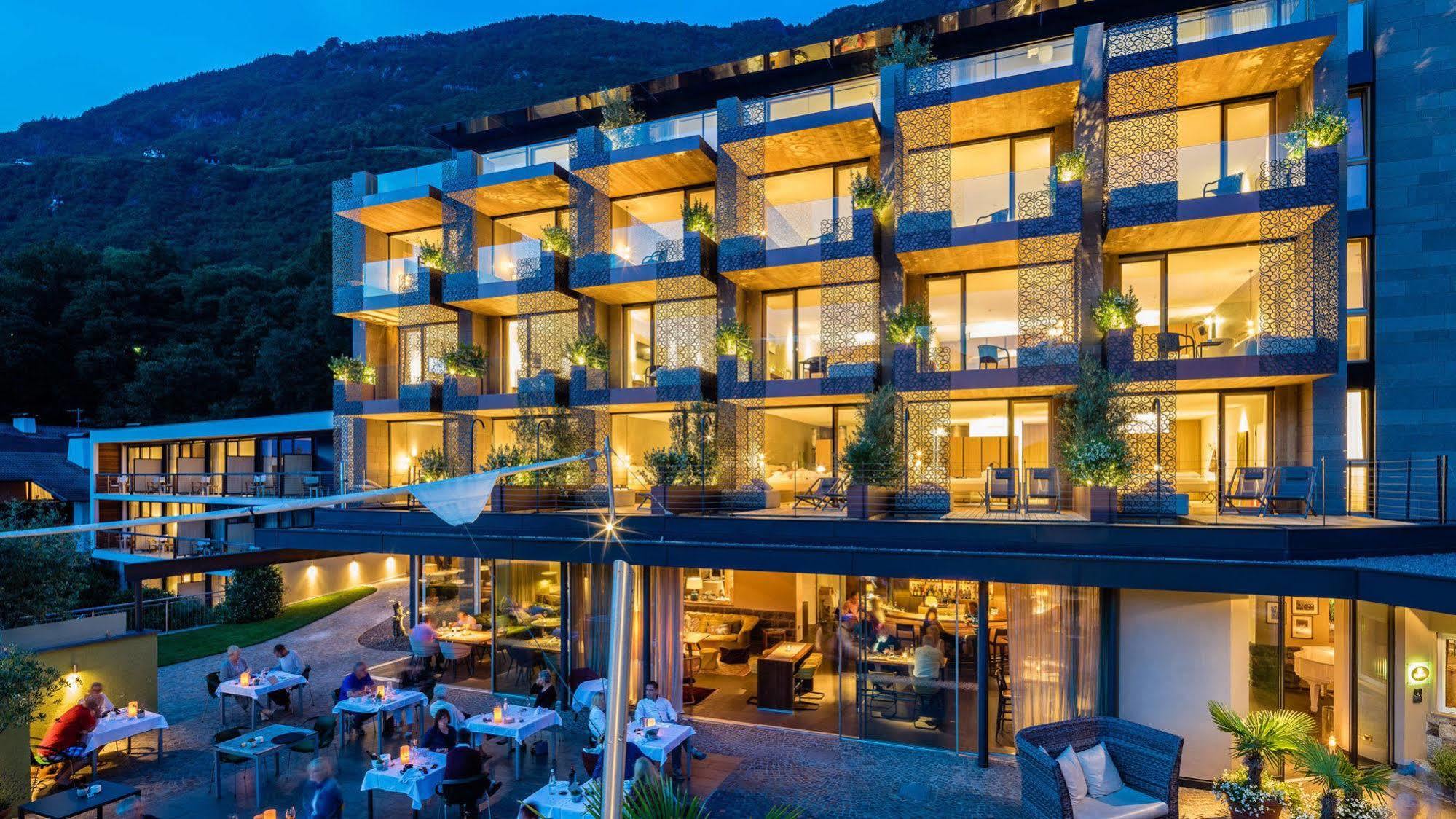 Hotel Muchele Postal / Burgstall