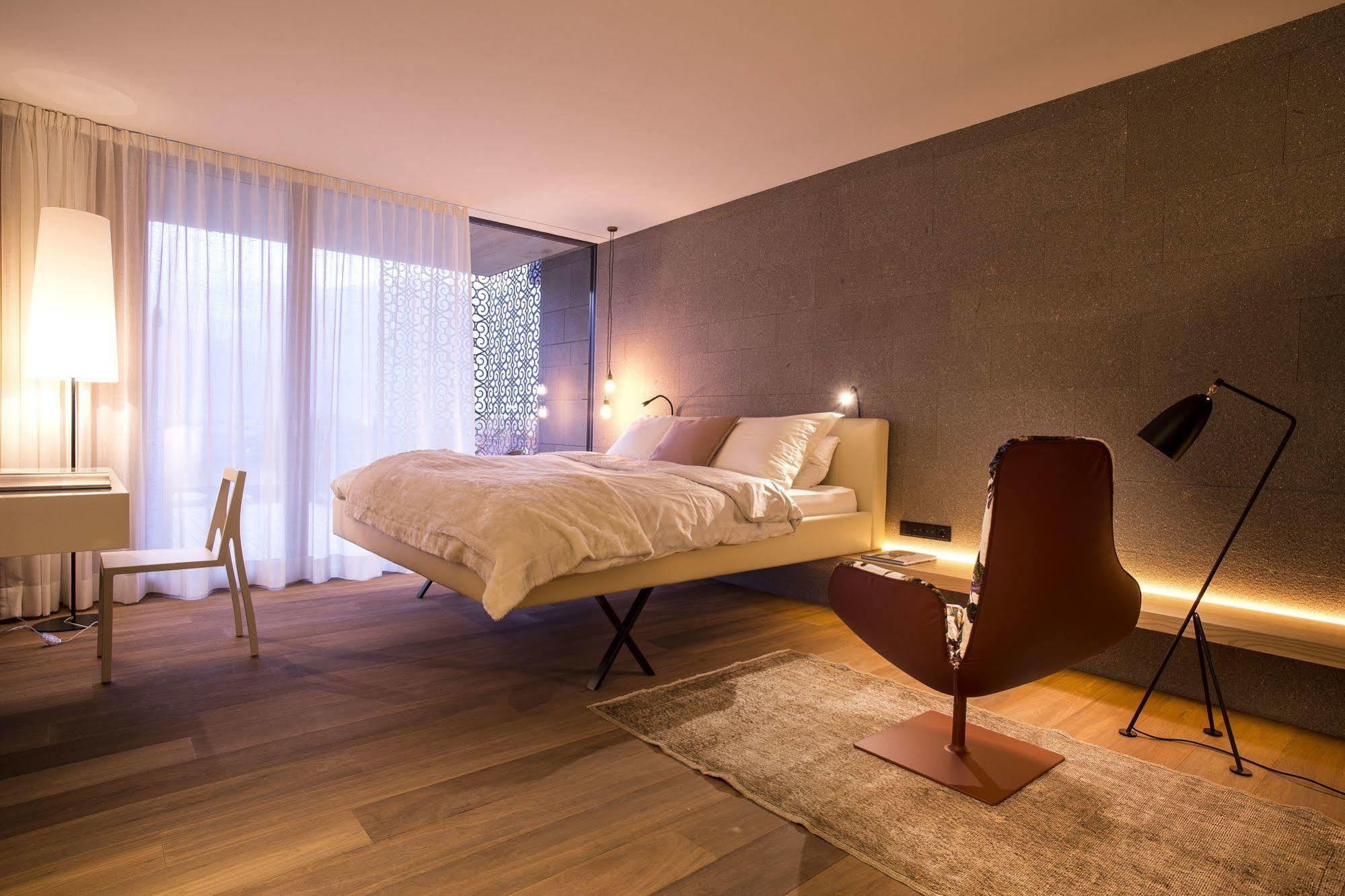 Muchele Hotel