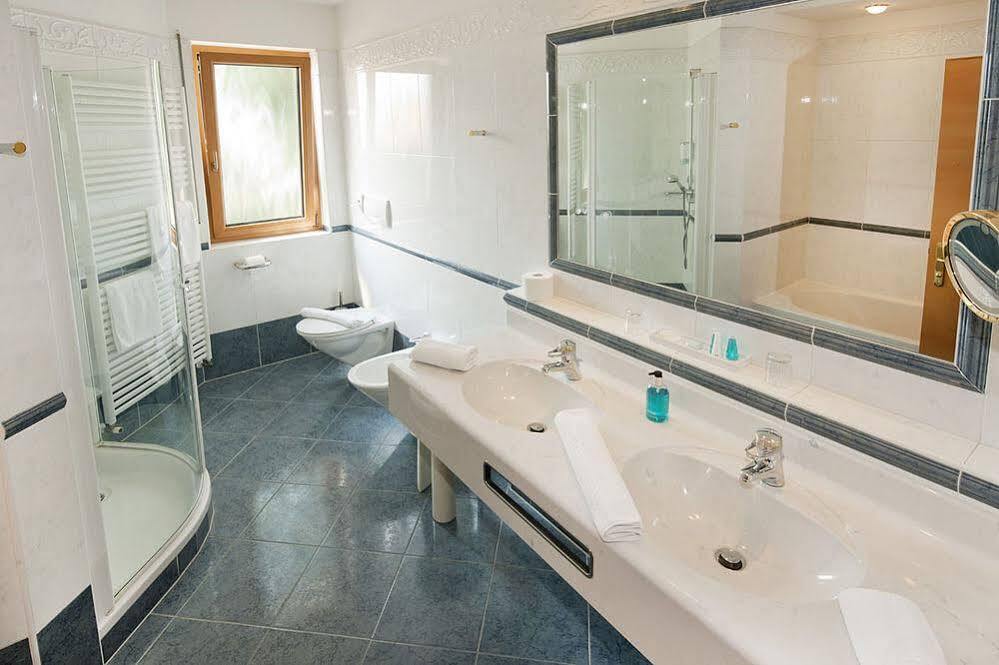 Muchele Hotel